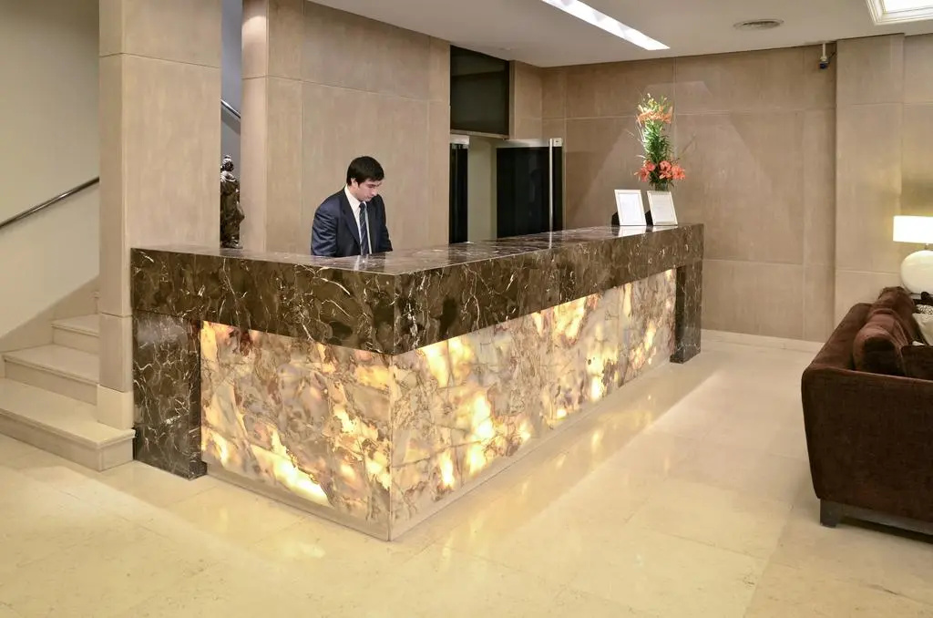 Hotel Iruña