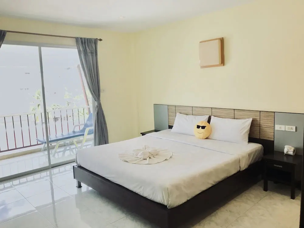 Baan Tawan Patong
