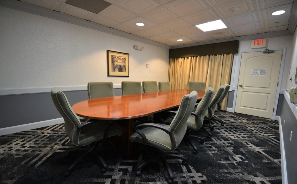 Holiday Inn Hazlet by IHG