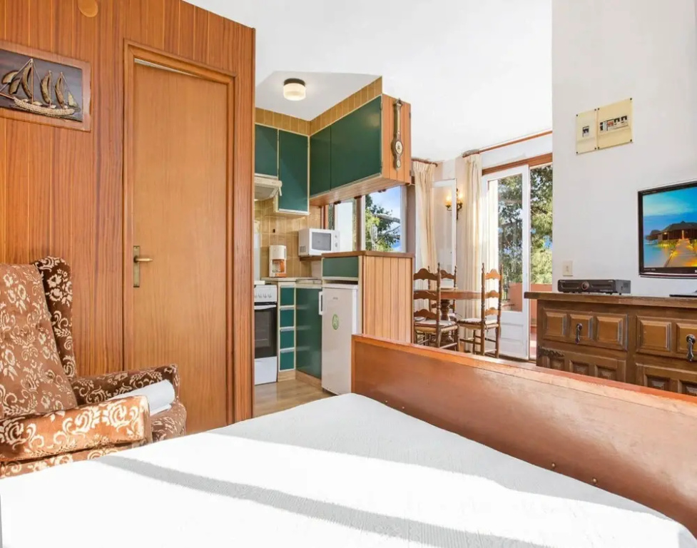 Studio in Spain Near Beach & Mountain Views