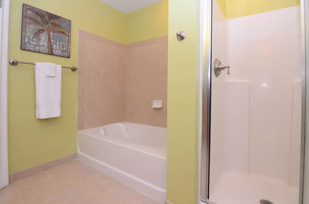Indies 201 Condo 3 Bedrooms 3 Bathrooms Condo