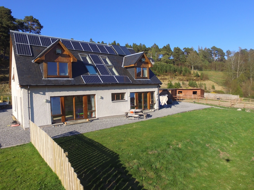 Laggan Luxury Highland Glamping
