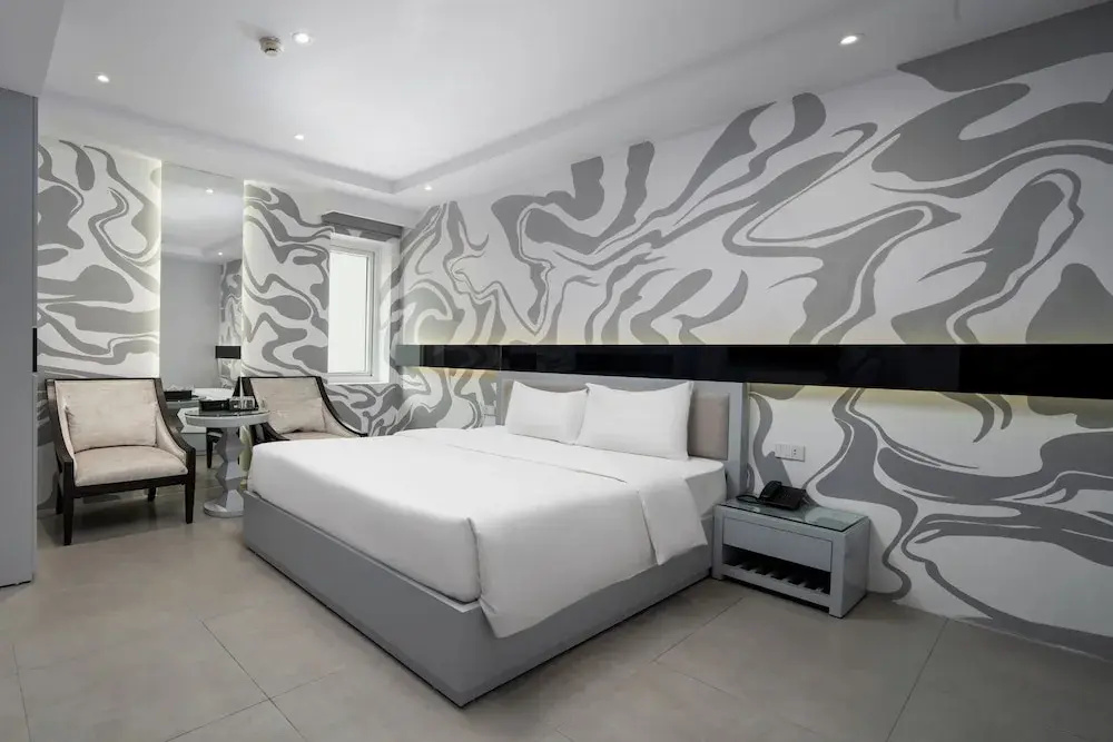 J Village Hotel - Triệu Việt Vương