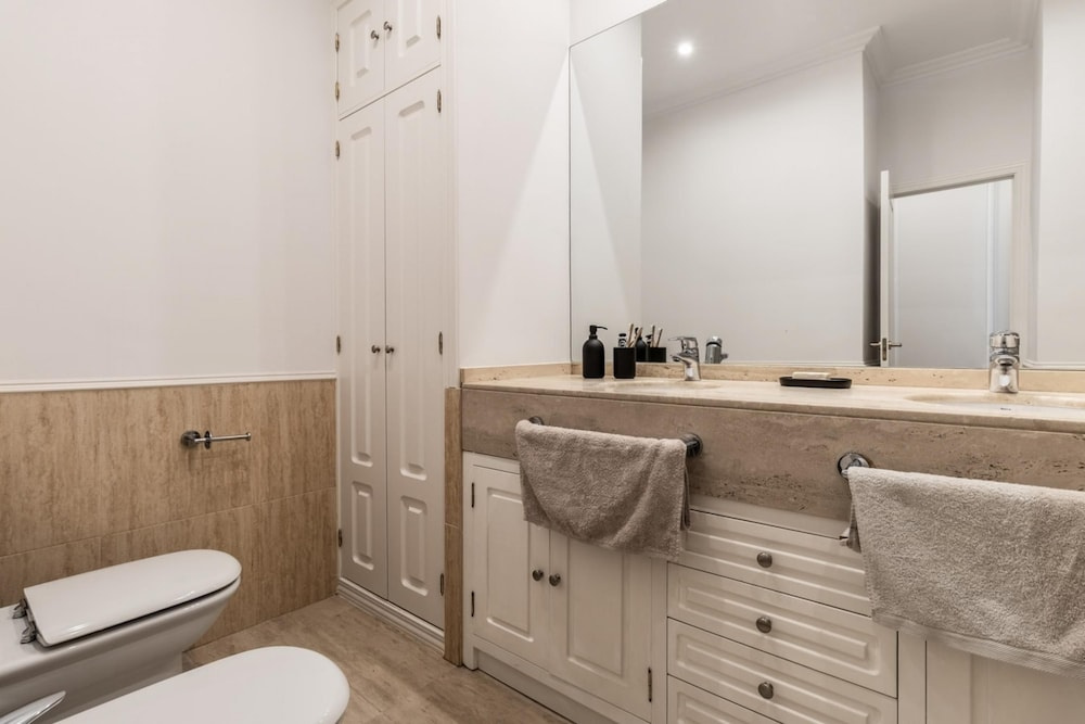 Acqua - 3 Bedrooms and Terrace in Centro