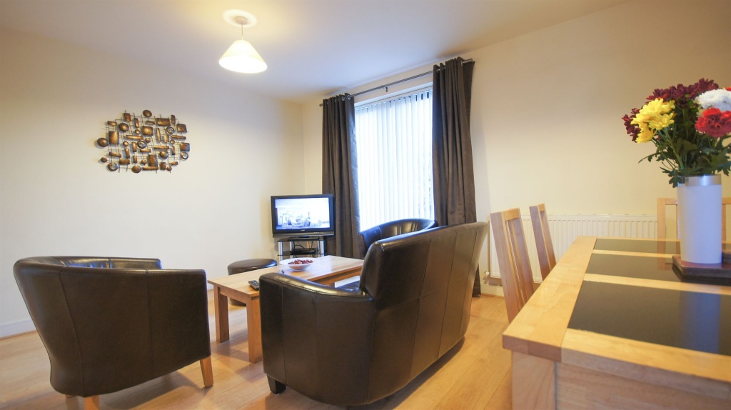Crompton Court Apartments
