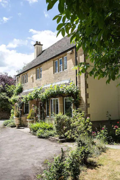 The Vines Hotel