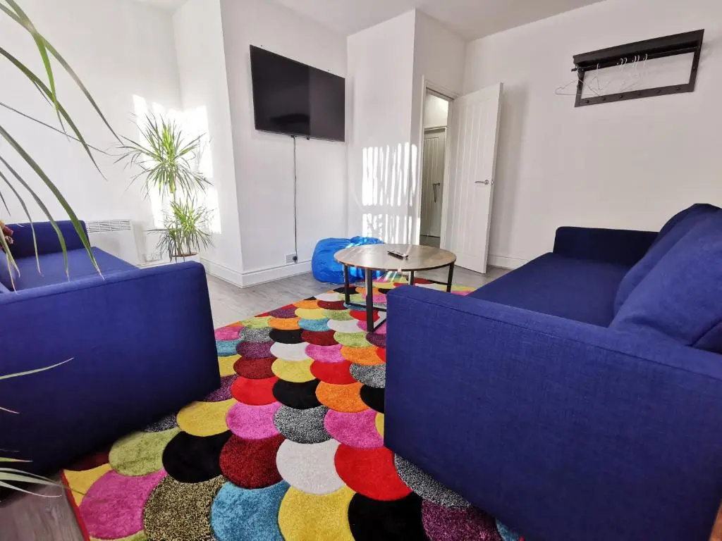 The Bob Marley 'One Love' Liverpool Apartment, Positive vibes, Wifi Netflix