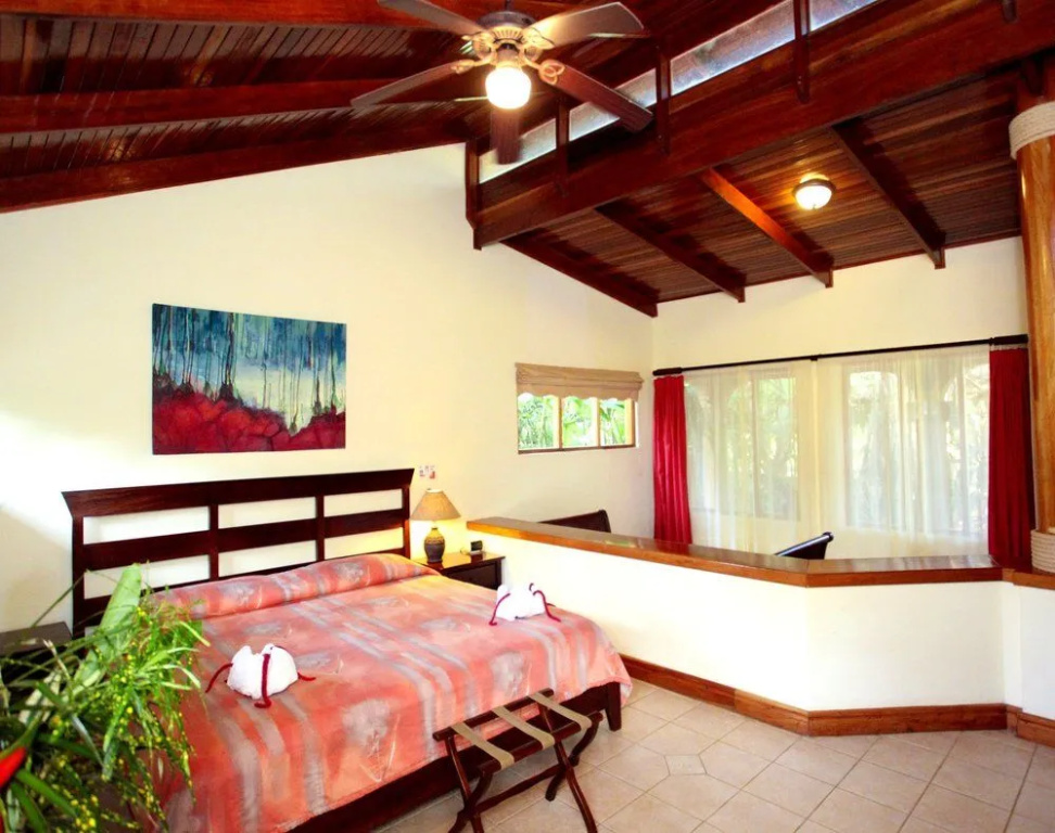 Jaco Hotel Docelunas