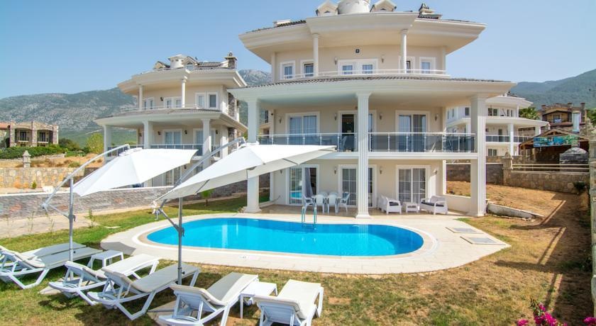 Ropetackle Villa