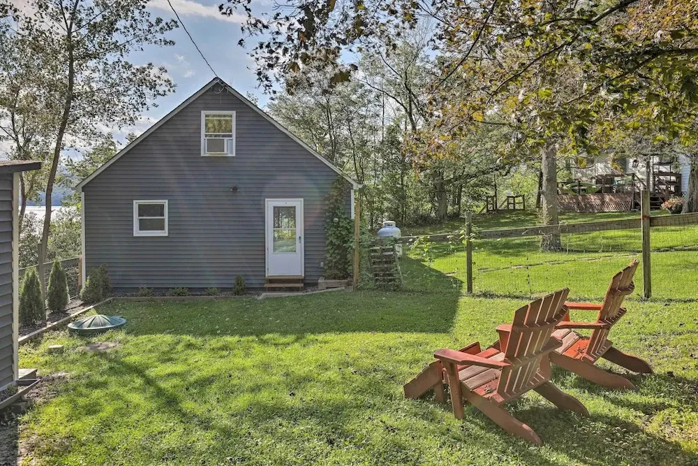 'aunt Al's Place' Home on Canandaigua Lake w/ Deck