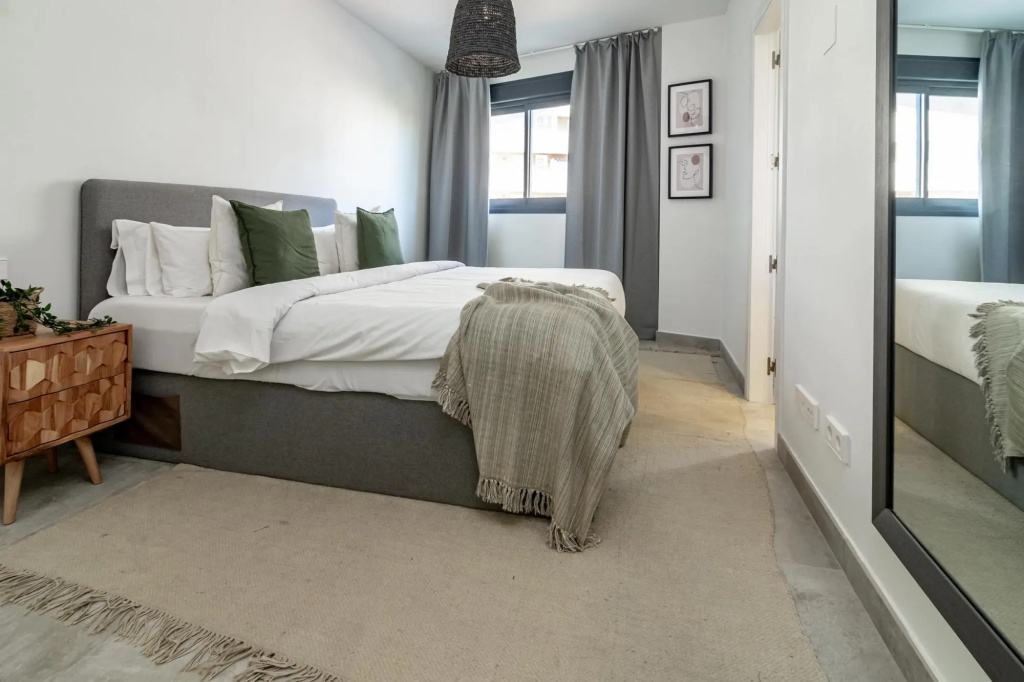 INF1.2A- Apartment close to beach and old town