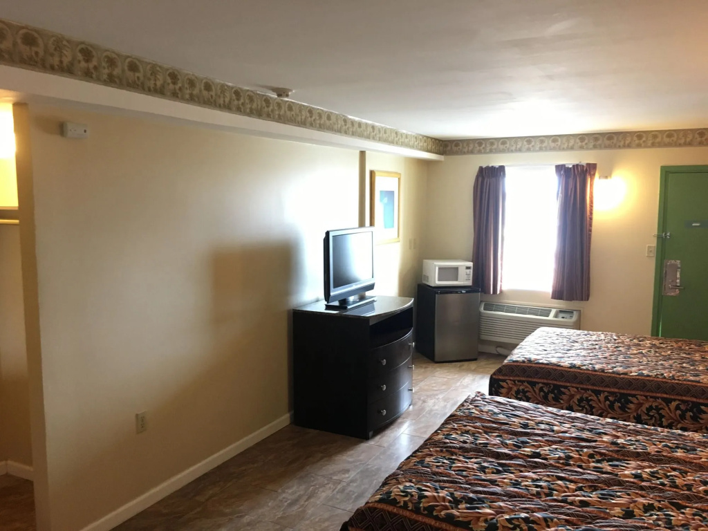 Sea Palace Inn