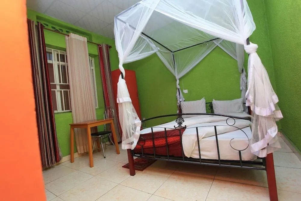 La Voisina Hotel
