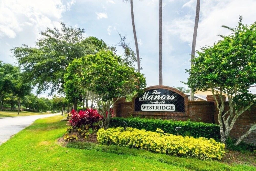 Langham Villa 3 Bedroom Home by RedAwning