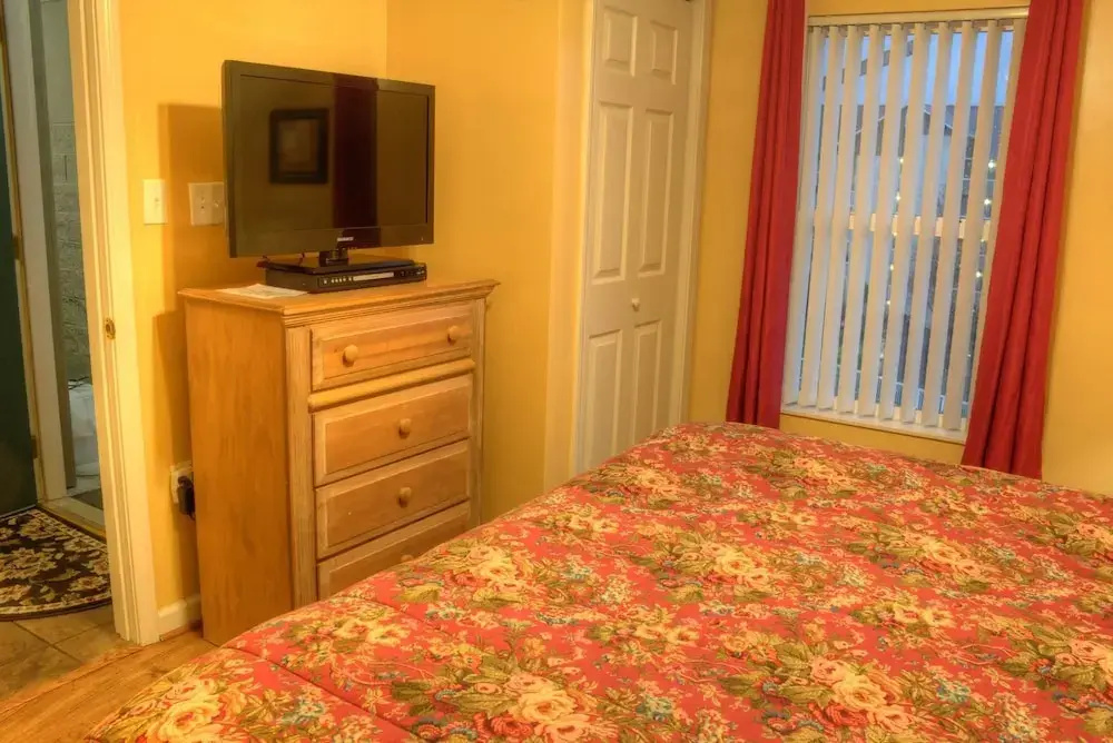 Whispering Pines 141
