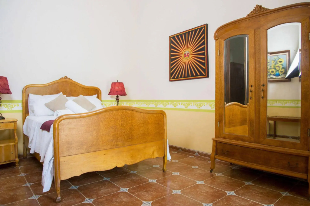 Casa De Las Columnas