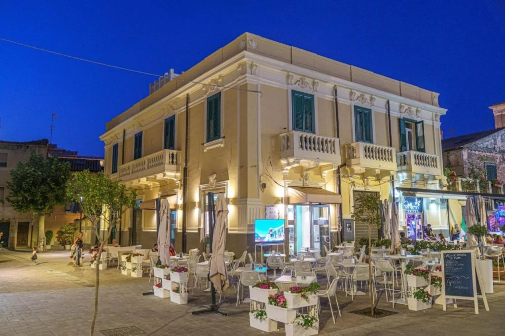 The Gentleman of Tropea