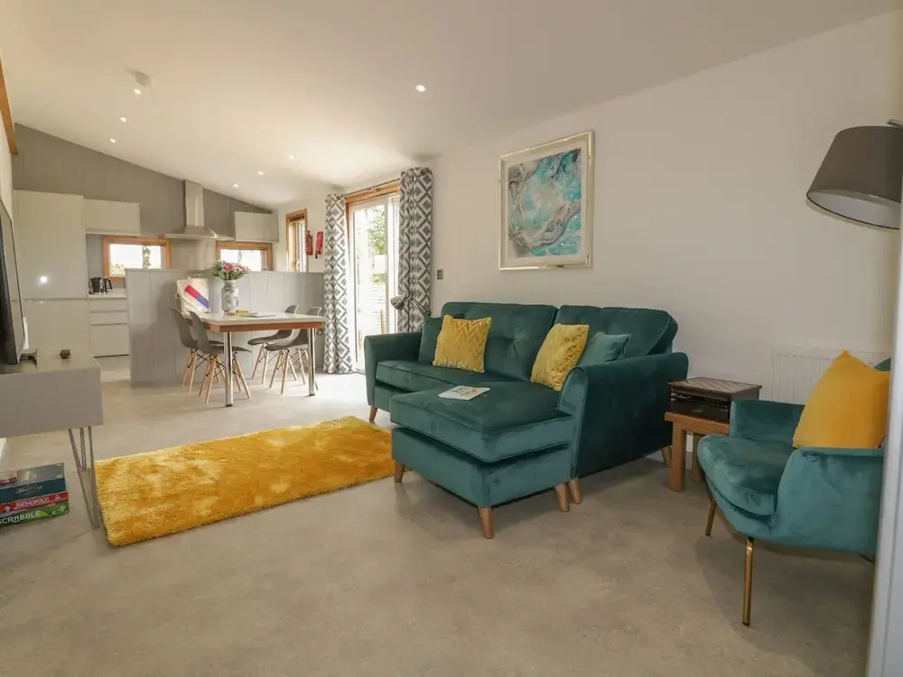 18 Meadow Retreat