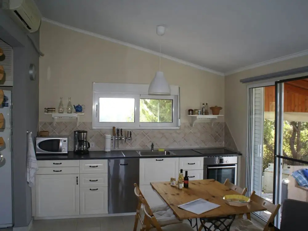 Holiday Home With Garden in Kritinia