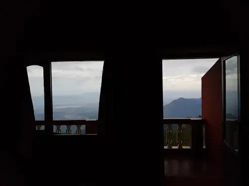 GreenLands Youth Hostel And International Tourist Home