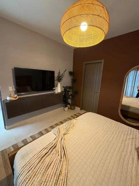 NOK Modern 3BR Villa with Patio by Vistacana