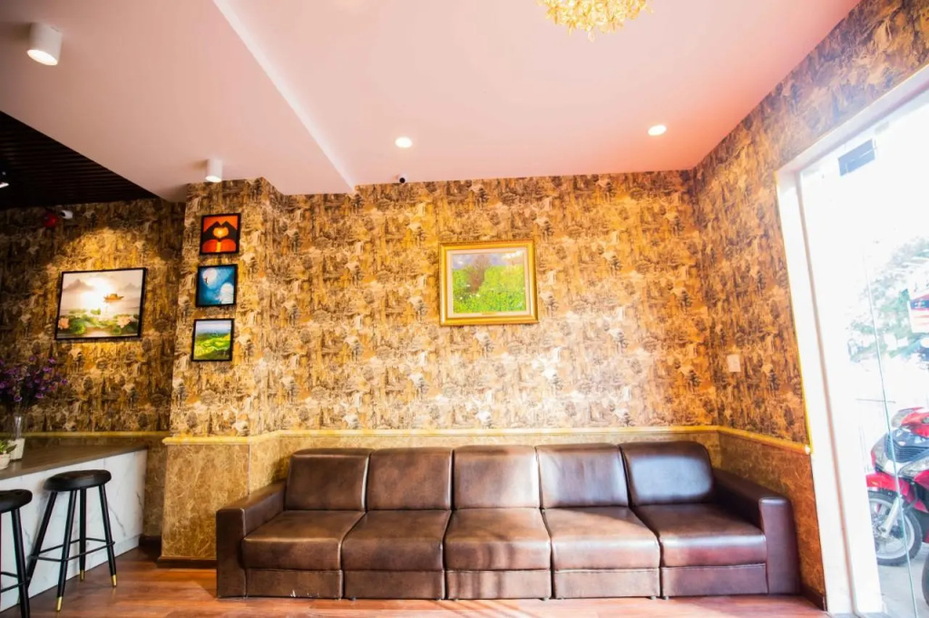 Hoa Sen Hotel