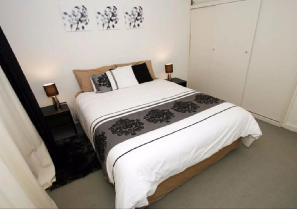 Malibu Apartments - Perth