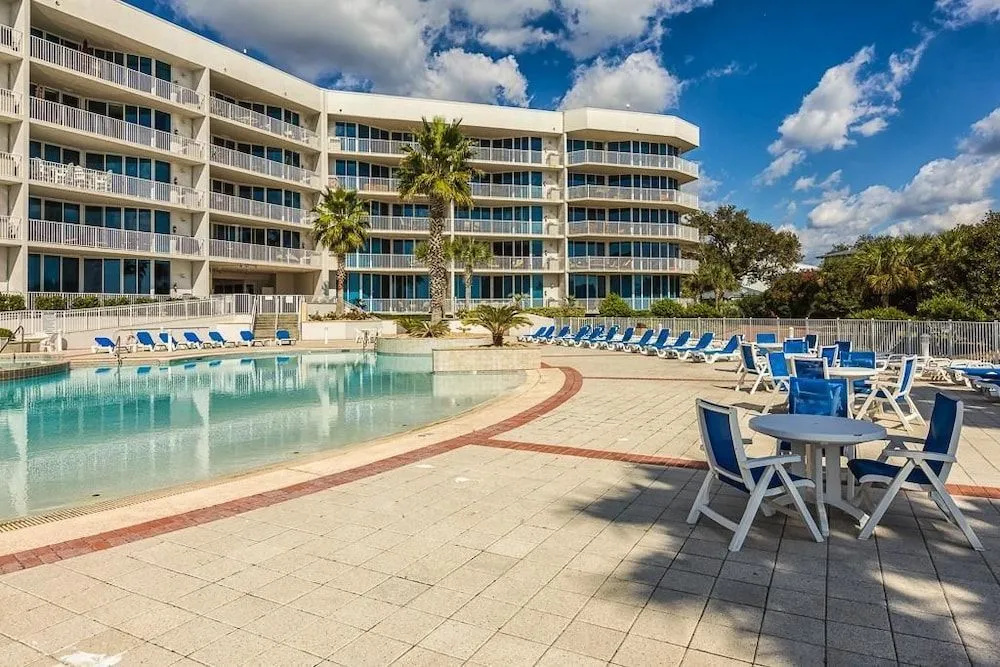 The Moorings Unit 212