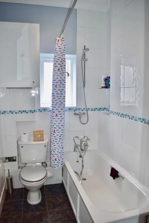 2 Bedroom Flat Next To Hove Seafront