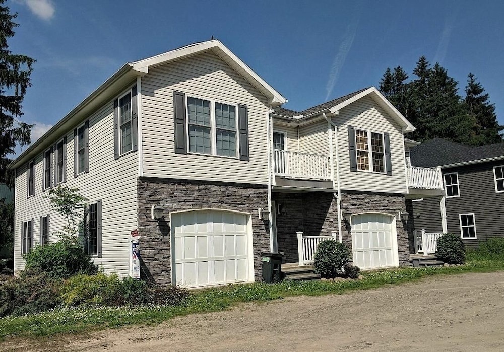 Grey Stone 1 3 Bedroom Condo