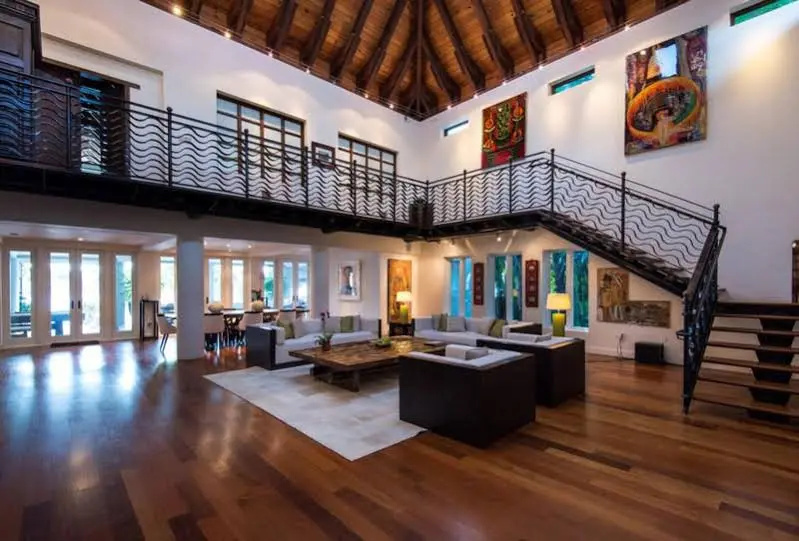 Stunning Balinese Style Villa