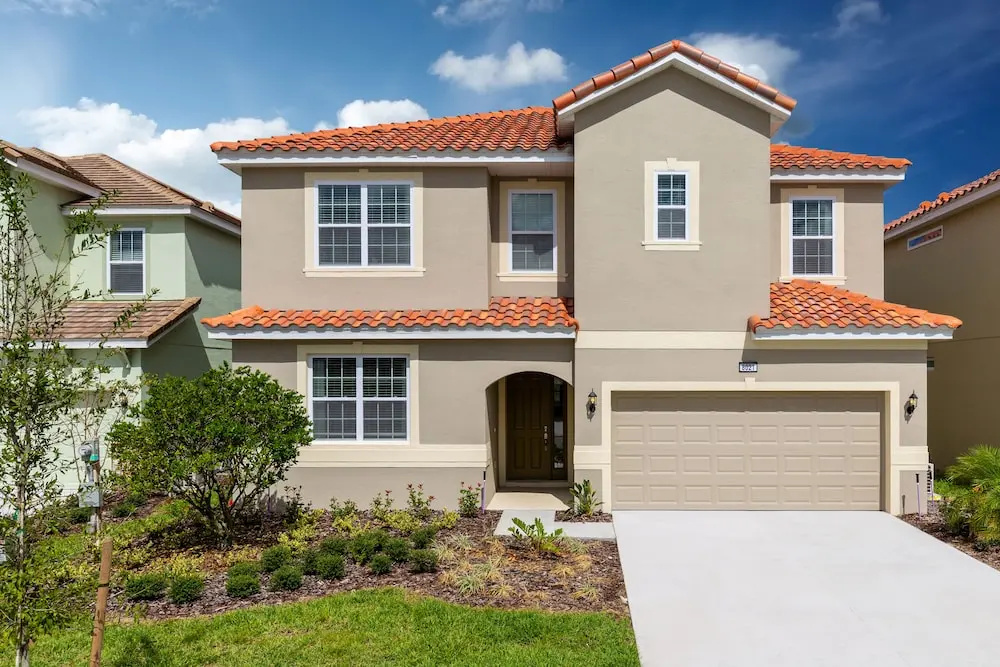 Solterra Resort - Luxury 10 Bedroom Homes