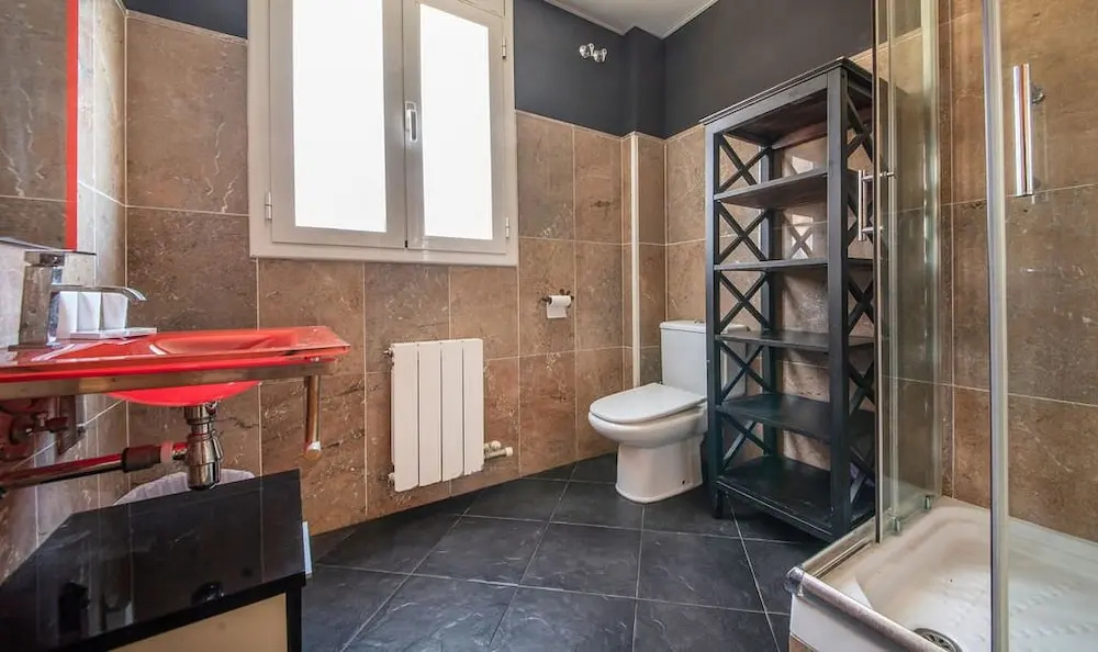 Modern House 2 Km From The Beach (R87)