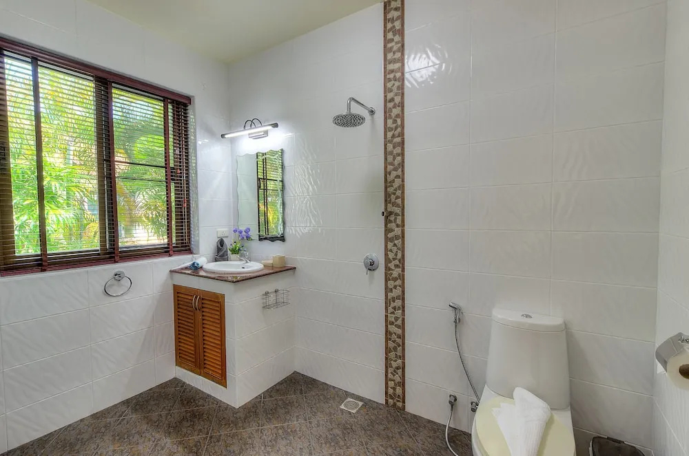 Seaview Tropical 3BR Pool Villa