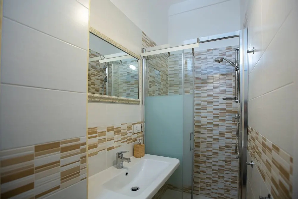Home Hotel - Cesarotti 2