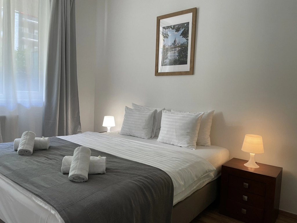 Corvin Center Suites