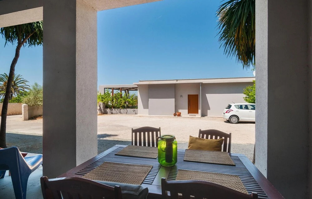 Nice Apartment in Sutivan With Wifi and 1 Bedrooms