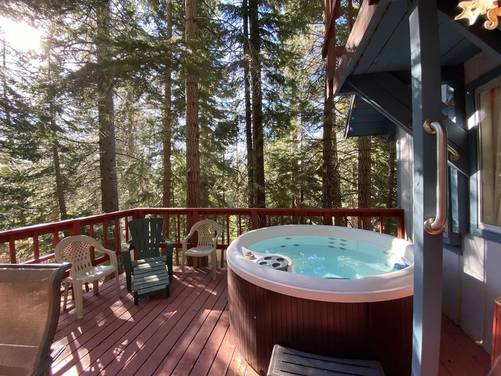 Quintessential Tahoe Cabin