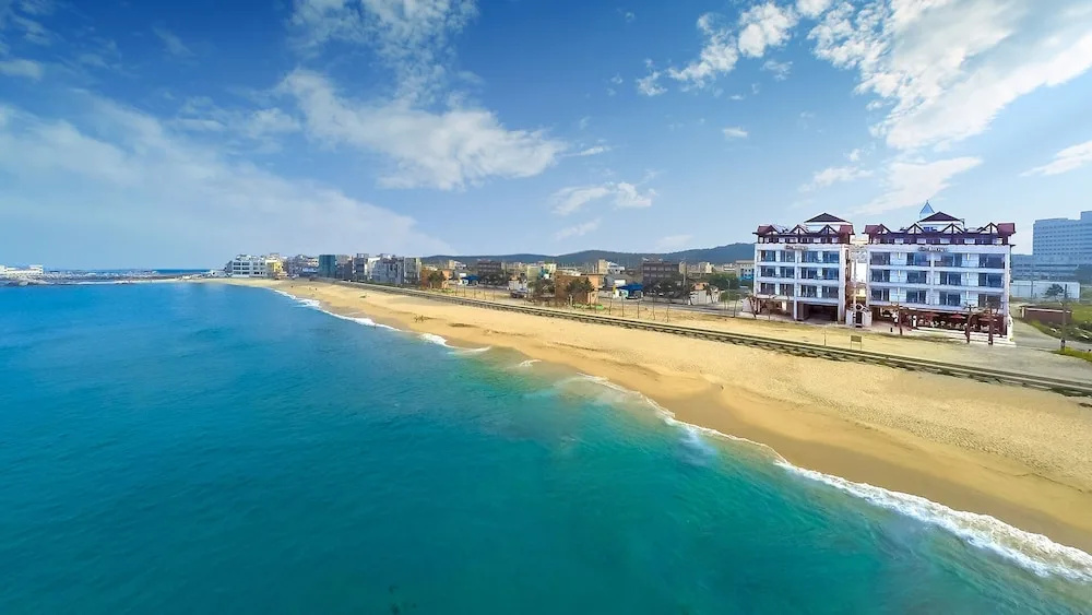 Goseong Ayajin Beach Pension