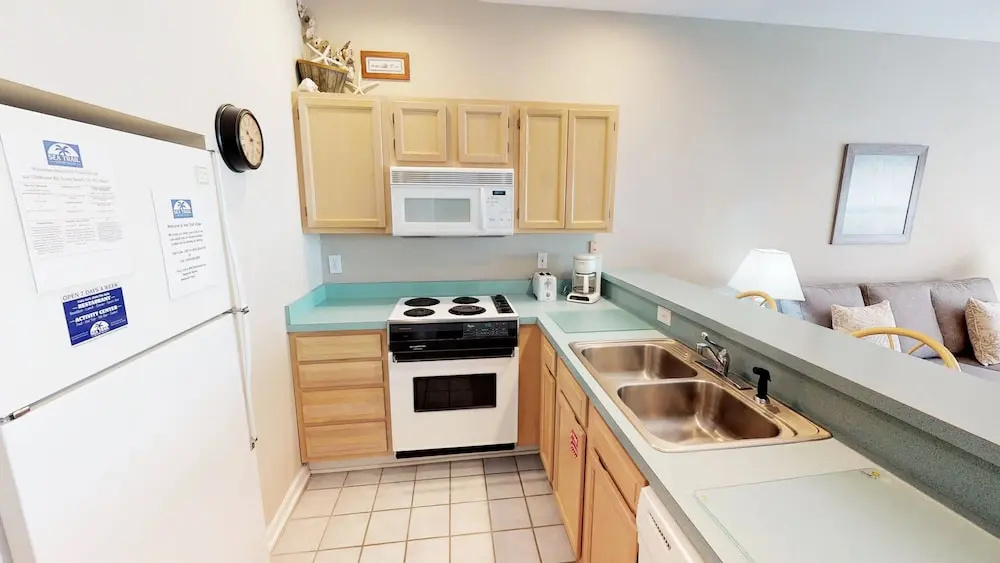 Club Villas Unit 19C - Lower Level