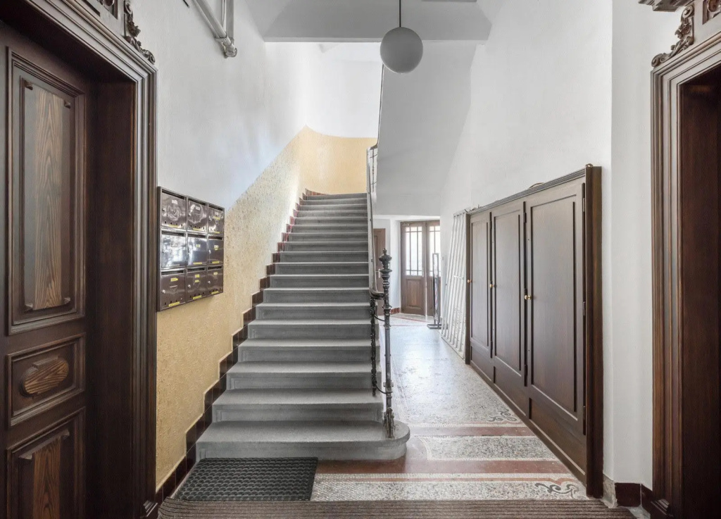 Mordecai 12 Apartments by Adrez
