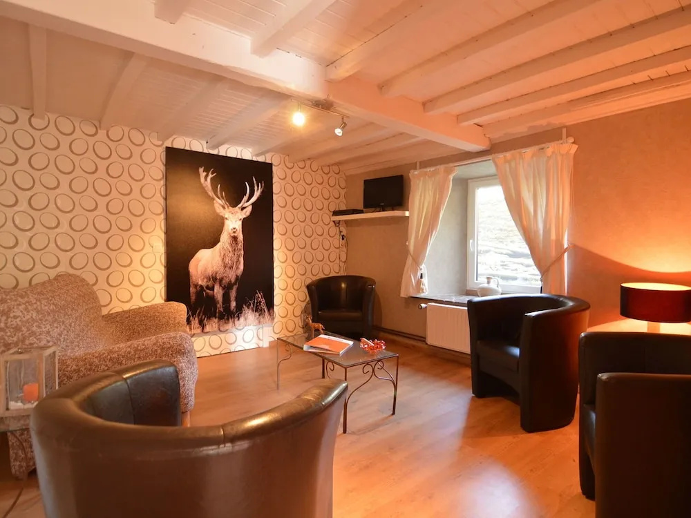 Cottage With Covered Swimming Pool, in a Quiet Location, Less Than 10km From La Roche