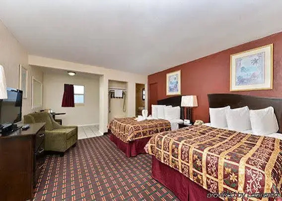 Sunrise Inn On The Beach