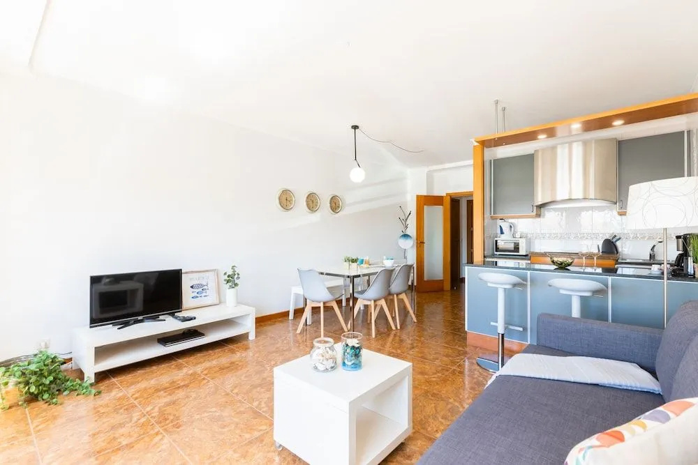 Aguda Beachfront Apartment