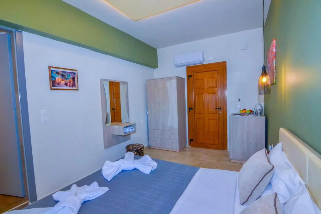 Elafonisi Paradise with Parking, WiFi, - Renovated April 2023