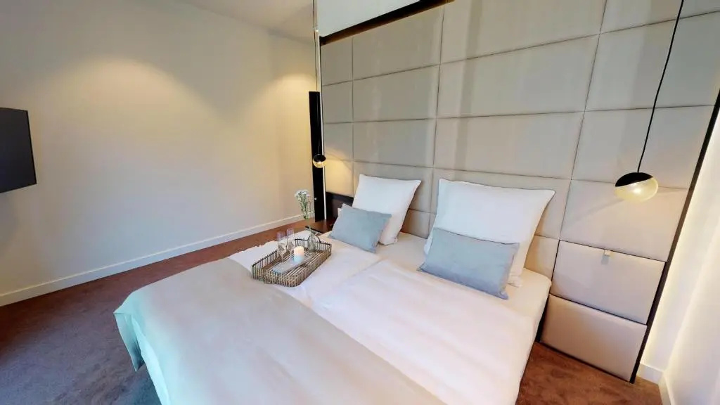 White Pearl Apartment 4.10