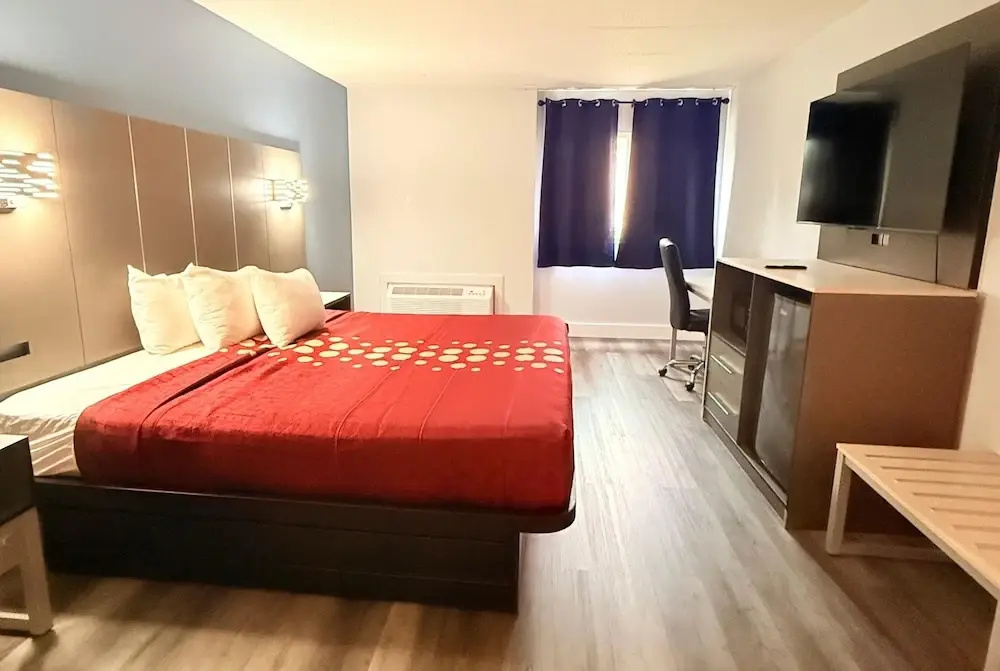 Coratel Inn and Suites By Jasper Lacrosse