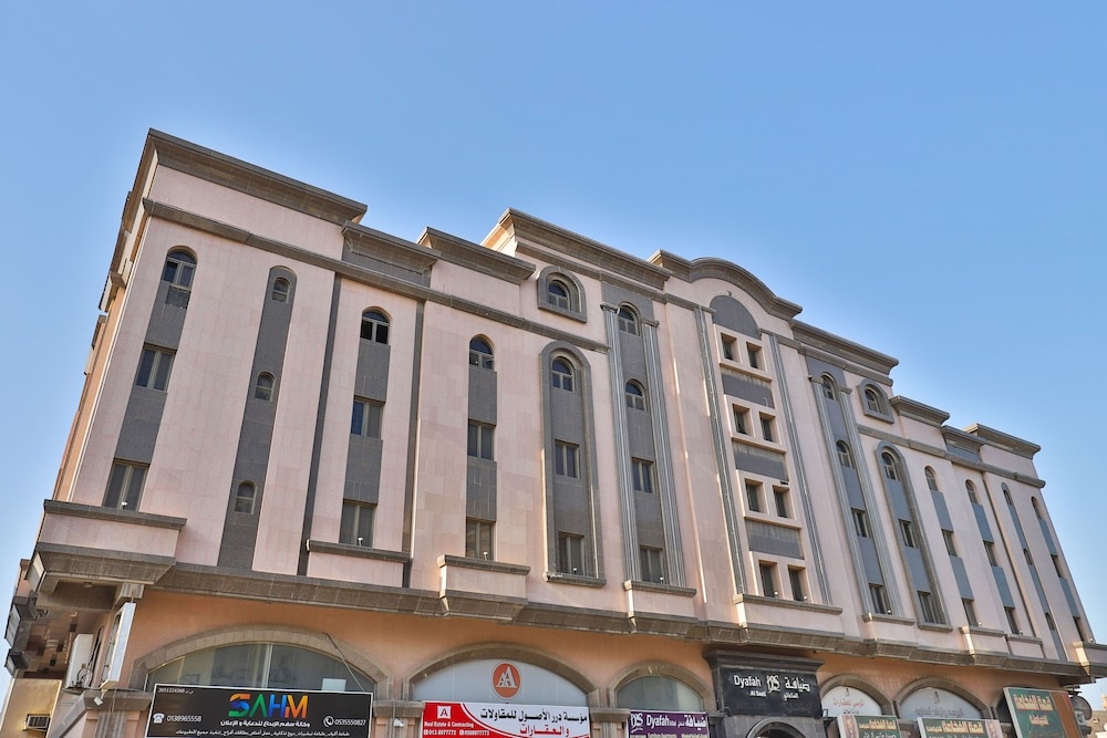 OYO 291 Dyafat Al Saati Furnished Apartments