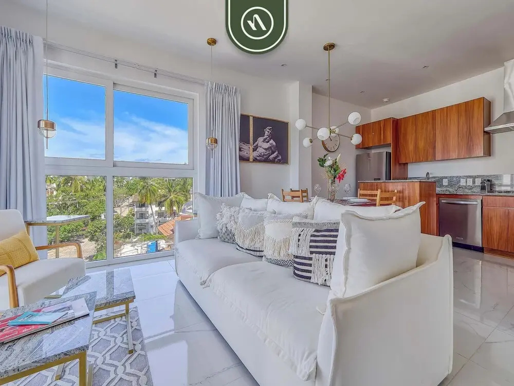 Great Design 1BR Condo - Rooftop Pool