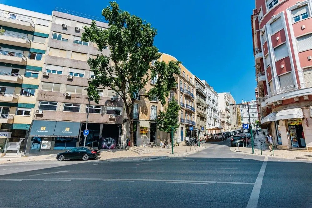 Conde 3BDR Luxury
